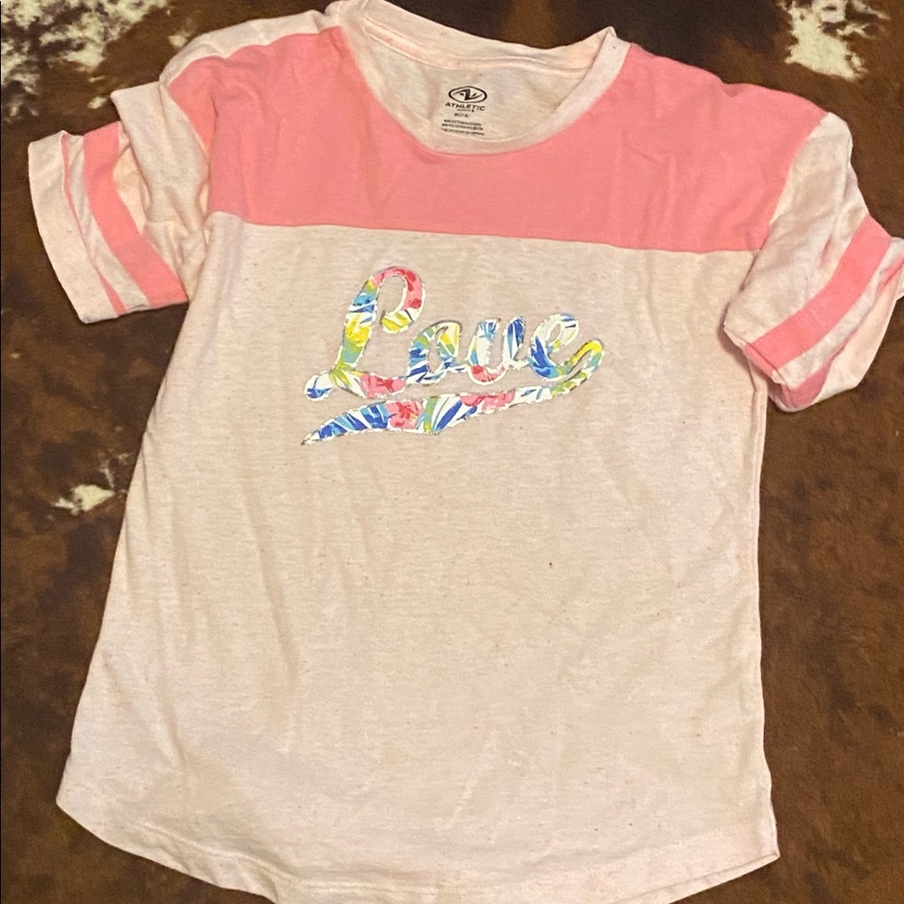 Girls “LOVE” t-shirt